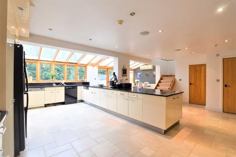 Teena House Gransmore Green, Felsted, Dunmow, CM6 3LA