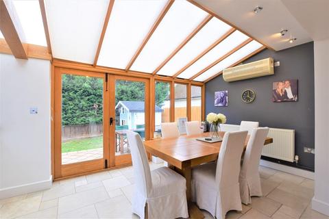 Teena House Gransmore Green, Felsted, Dunmow, CM6 3LA