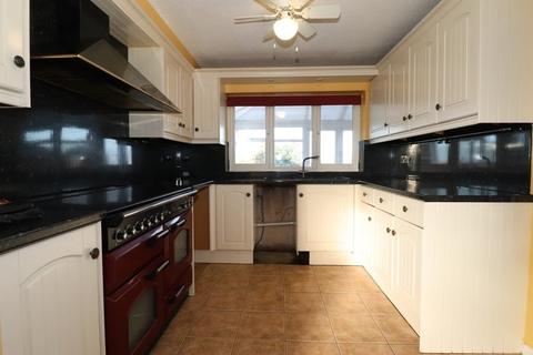 16 Bishops Close, Little Downham, Ely, CB6 2TQ