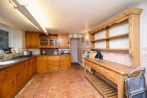 Sunny Bank Chestnut Hill, Keswick, CA12 4LR