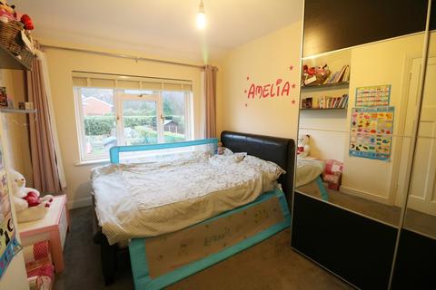 6 Arnold Grove, Shirley, Solihull, B90 3JR