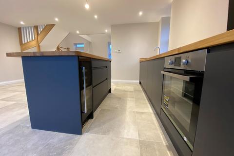 1 South View, Hampton Magna, Warwick, CV35 8UF