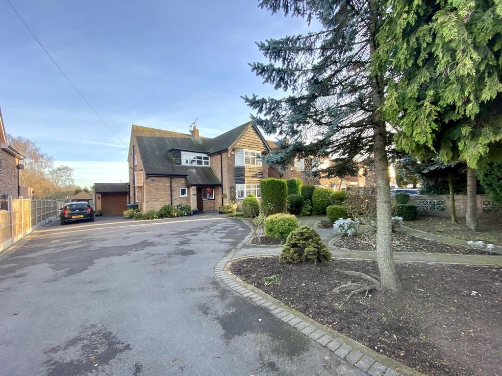 Wilsons Lane, Longford, Coventry, CV6 6AB 3 bed detached house £435,000