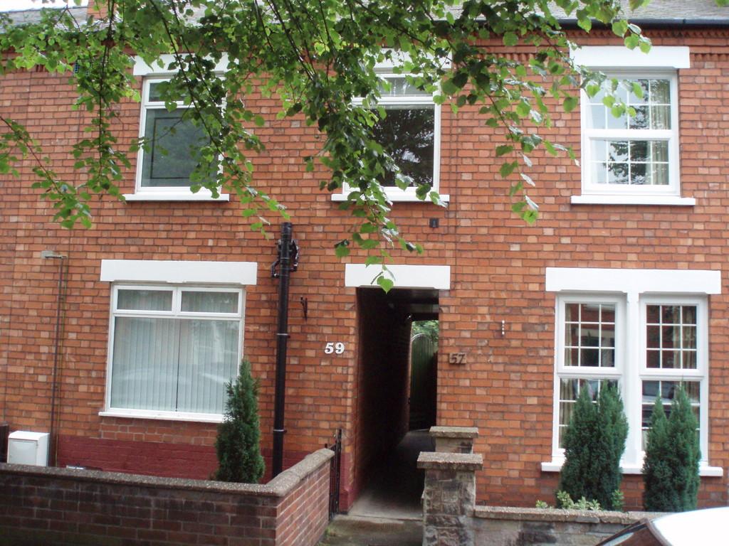 Lime Grove, Newark 2 bed terraced house £600 pcm (£138 pw)