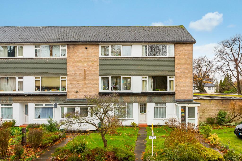Lansdowne Road, Tunbridge Wells 2 bed apartment £300,000