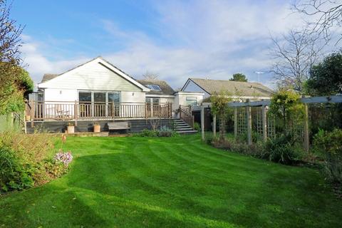 16 Barn Road, Broadstone, BH18 8NH