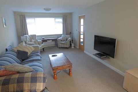 16 Barn Road, Broadstone, BH18 8NH