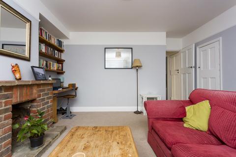 5 Brook Road, Tunbridge Wells, TN2 3AZ