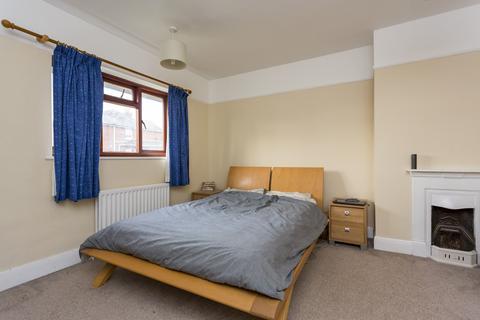 5 Brook Road, Tunbridge Wells, TN2 3AZ