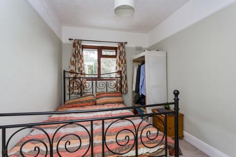 5 Brook Road, Tunbridge Wells, TN2 3AZ