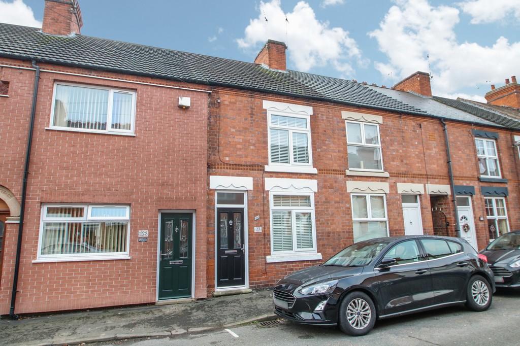 Erdington Road, Atherstone 3 bed terraced house £155,000