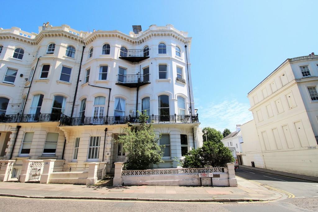 Denmark Terrace, Brighton, BN1 3AN 2 bed flat £350,000