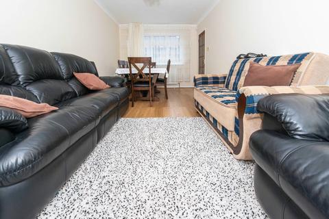 15 Richmond Green, Croydon, CR0 4SA