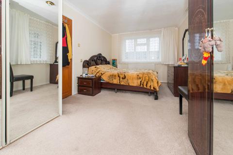 15 Richmond Green, Croydon, CR0 4SA