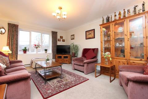 Flat 5, Hyde House Basing Road, Banstead, SM7 2BR