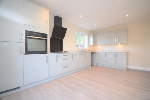 37 Abbots Road, Colchester, CO2 8BE