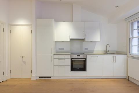 Studio to rent, Ganton Street, Soho W1