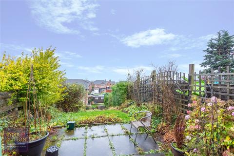 28 Bramble Avenue, Oldham, OL4 2PQ