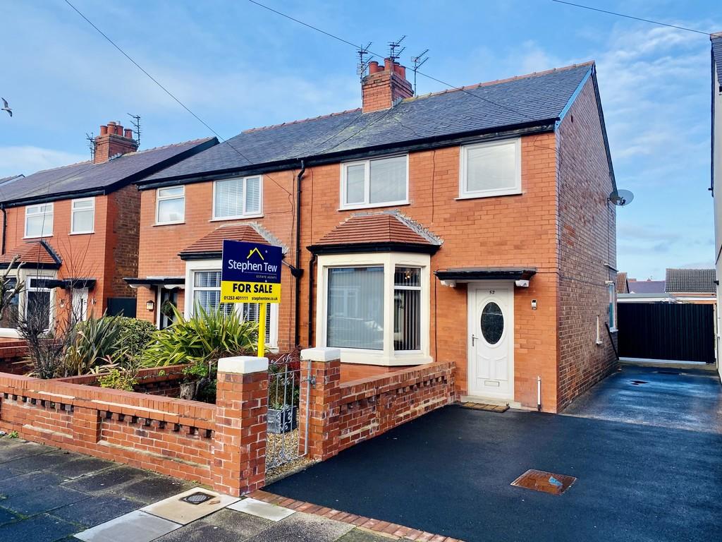 Sawley Avenue, South Shore 3 bed semidetached house £150,000