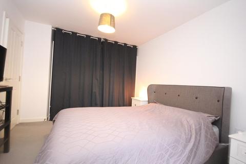 Flat 5, 4 Gloucester Drive, Sarisbury Green, Southampton, SO31 7PF