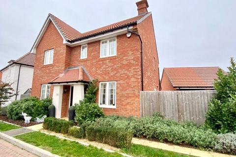 16 Millers Grove, Woodley, Reading, RG5 4AF