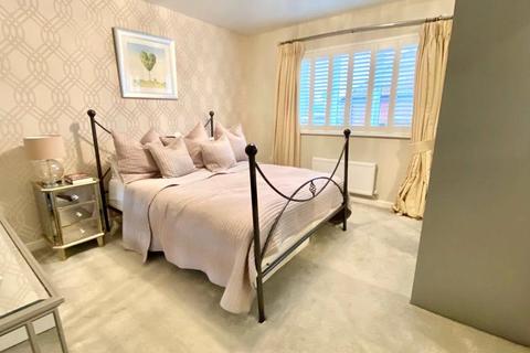 16 Millers Grove, Woodley, Reading, RG5 4AF
