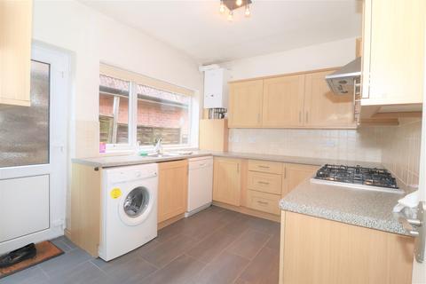 12 Brookside Avenue, Kenilworth, CV8 1ET