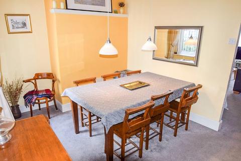 17 Alexandra Road, Llandudno, LL30 2DQ