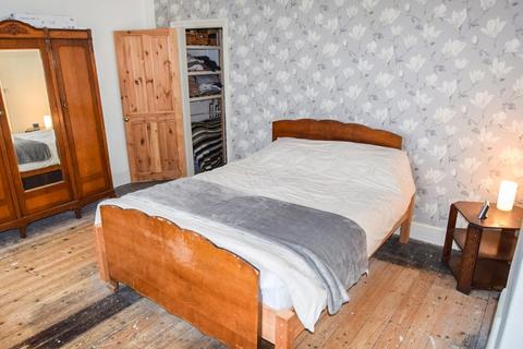 17 Alexandra Road, Llandudno, LL30 2DQ