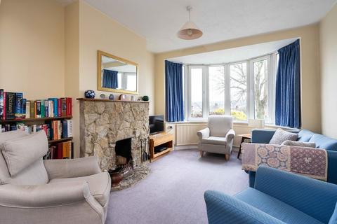29 Parkway, Dorking, RH4 1EX