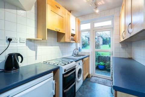 29 Parkway, Dorking, RH4 1EX