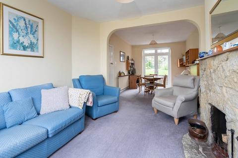 29 Parkway, Dorking, RH4 1EX