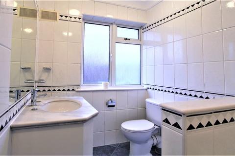 2 Olive Road, London, W5 4JJ