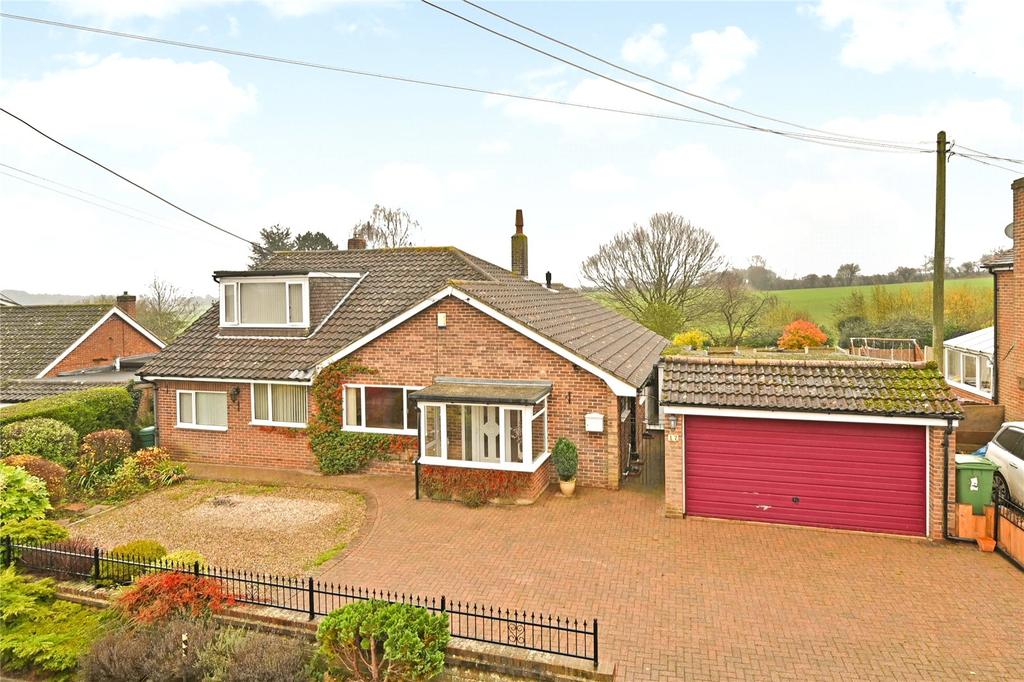 Headcorn Road, Platts Heath... 4 bed bungalow £550,000