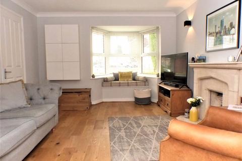 31 Betteridge Drive, Sutton Coldfield, B76 1FN