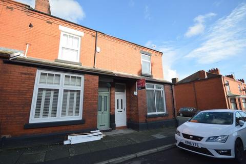 1 bedroom in a house share to rent, Park Road, Widnes