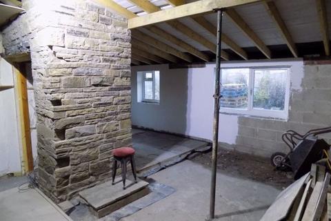 9 Pyrah Fold, Wyke, Bradford, BD12 8BL