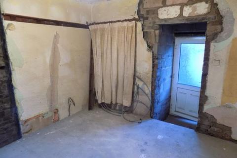 9 Pyrah Fold, Wyke, Bradford, BD12 8BL