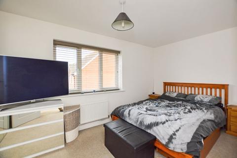115 Burden Drive, Bishopdown, Salisbury, SP1 3QG