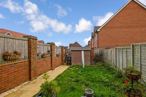 115 Burden Drive, Bishopdown, Salisbury, SP1 3QG