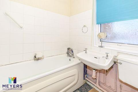 6 Birch Drive, Bournemouth, BH8 0LS
