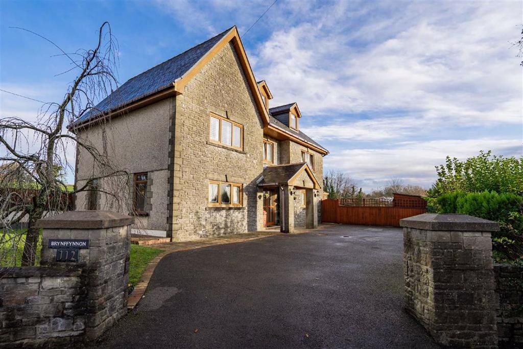 Rhydypandy Road, Morriston, SWANSEA 5 bed detached house £550,000