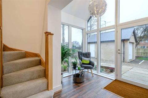 296 Drayton High Road, Norwich, NR6 5BJ