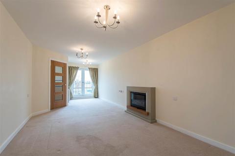 1 bedroom apartment for sale - Hilltree Court, 96 Fenwick Road, Giffnock