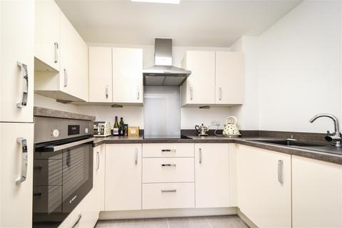 2 bedroom apartment for sale - 16 Valentine Road, Hunstanton, Norfolk, PE36 5FA