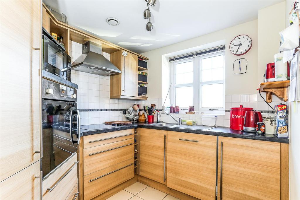Dugdale Court, Coventry Road, Coleshill, Birmingham, B46 3AT 2 bed