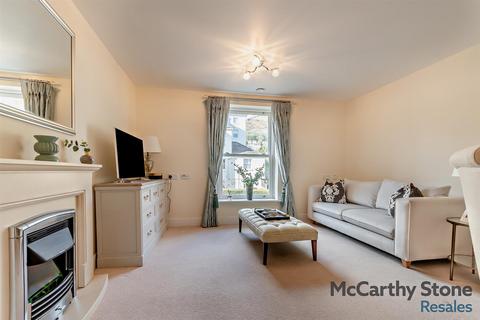 1 bedroom apartment for sale, Cartwright Court, Church Street, Malvern, Worcestershire, WR14 2GE