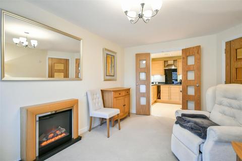 1 bedroom apartment for sale - Bowles Court, Westmead Lane, Chippenham, Wiltshire, SN15 3GU