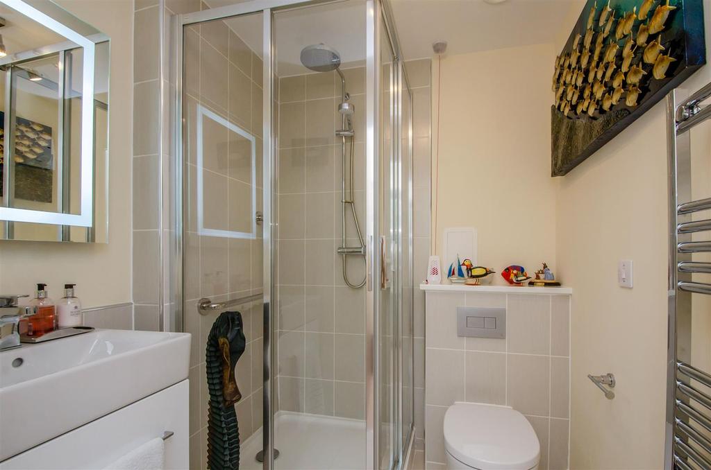 Shower Room.jpg