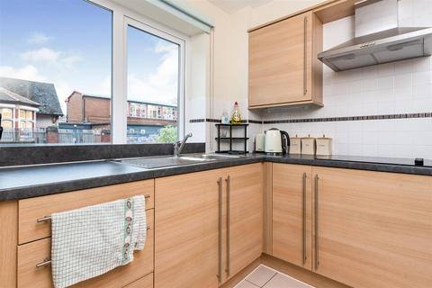 2 bedroom apartment for sale - Thomas Court, Marlborough Road, Cardiff, Glamorgan, CF23 5EZ